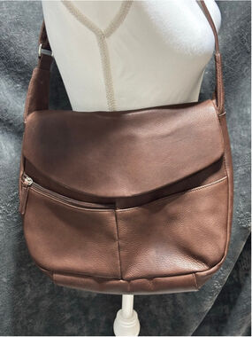 Pelle Studio Wilson's Leather Chocolate Brown Leather Messenger Shoulder Bag